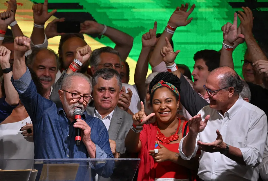 Lula enfrentará agora o terceiro e o quarto turnos!