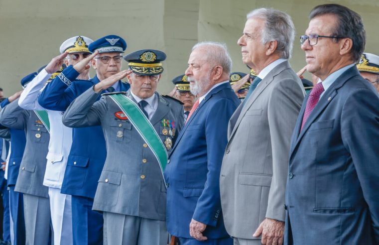 Retirada militar desarma extrema-direita no Brasil