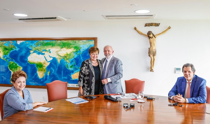 Lula e diretora do FMI debatem redução da pobreza e reforma da instituição em reunião no Planalto