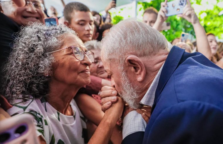 Lula irriga nordeste com investimentos em giro pelo Maranhão, Piauí e Ceará