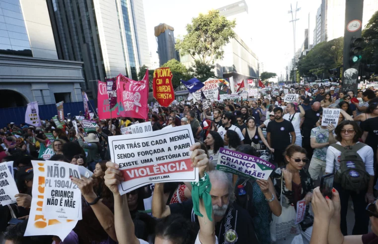 Direito ao aborto vence a ofensiva da direita moralista no Brasil
