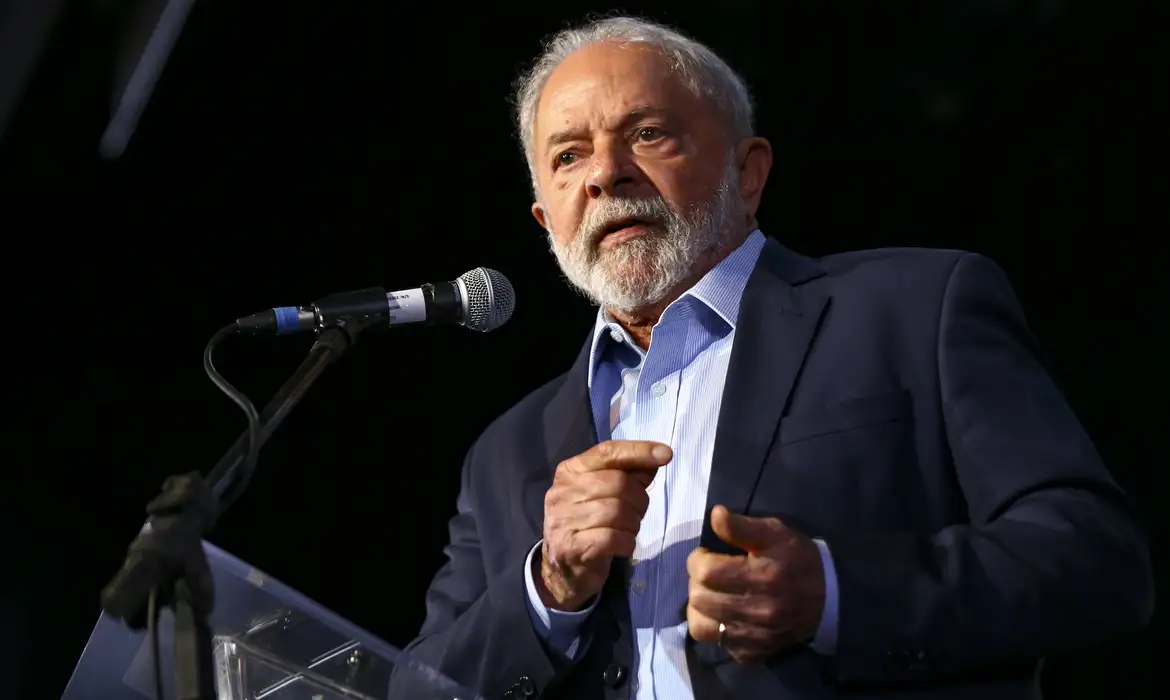 Lula: Maduro tem que respeitar o processo democrático