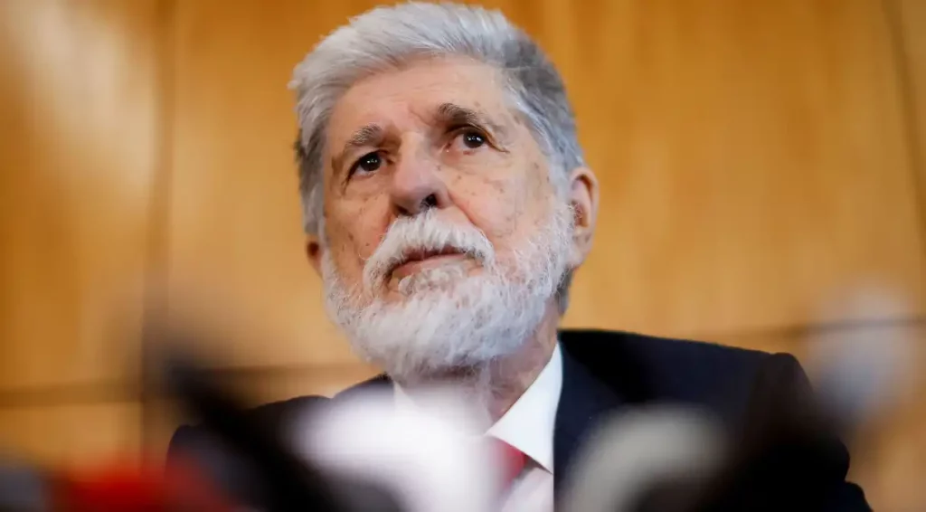 Amorim sobre Venezuela: Não temos uma visão clara porque a contagem de votos não foi distribuída